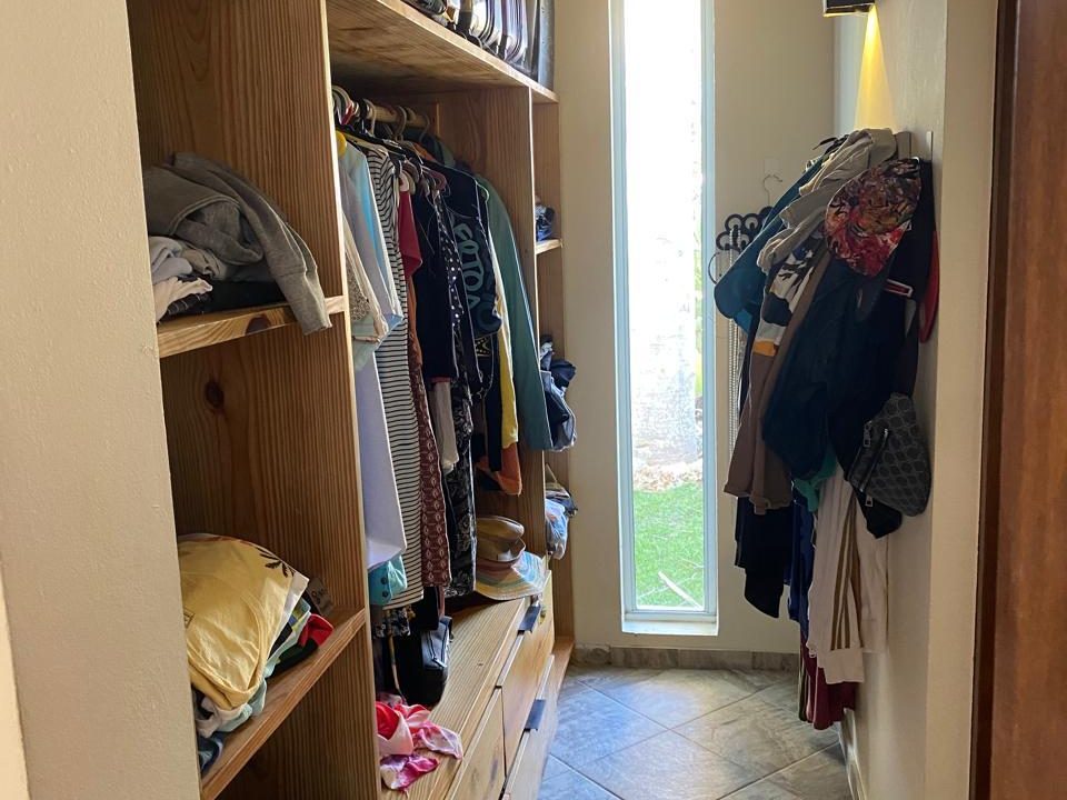 9aaa closet