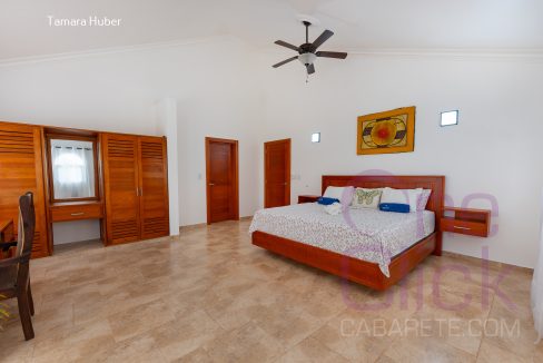 9 habitacion principal